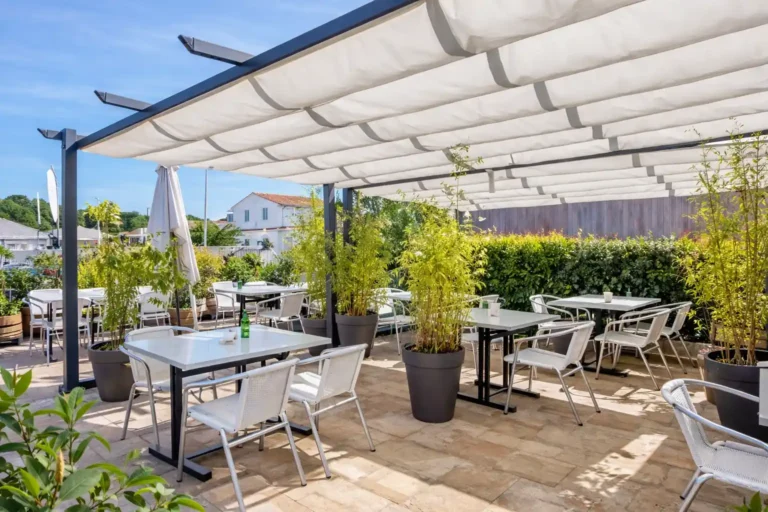 Bistrot des Portes aux Portes-en-Ré (anciennement Hôtel L’Émeraude)