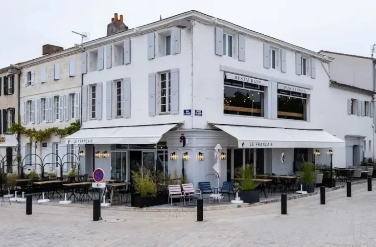 Hôtel le Français à La Flotte